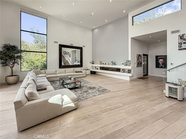 158 Bell Canyon Road, Bell Canyon, CA 91307