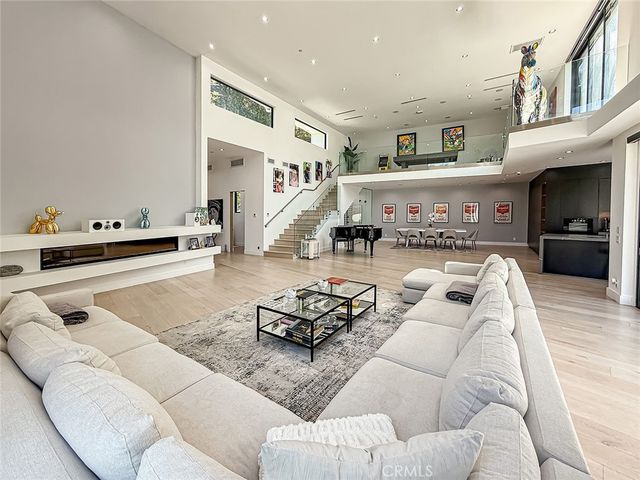 158 Bell Canyon Road, Bell Canyon, CA 91307