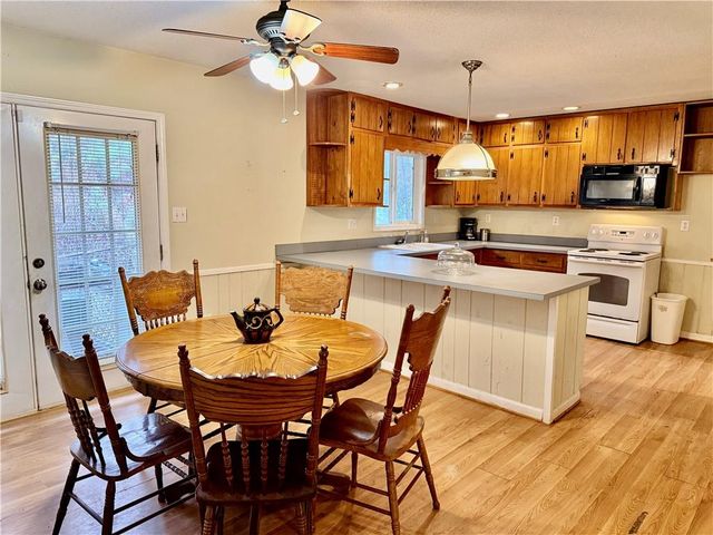 4615 Cresant Lane, Douglasville, GA 30135