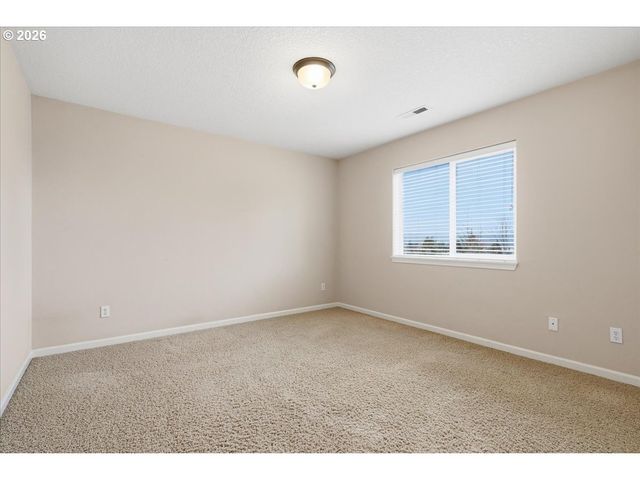 4008 Nw LINCOLN Ave, Vancouver, WA 98660