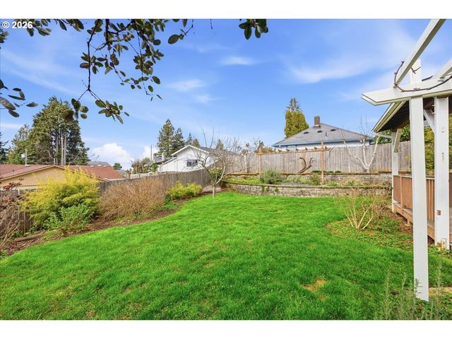 4008 Nw LINCOLN Ave, Vancouver, WA 98660