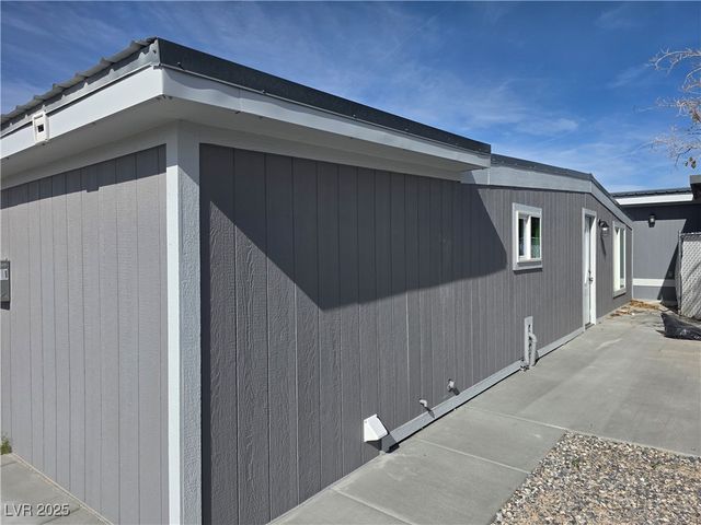 1611 East Gamebird Road B, Pahrump, NV 89048