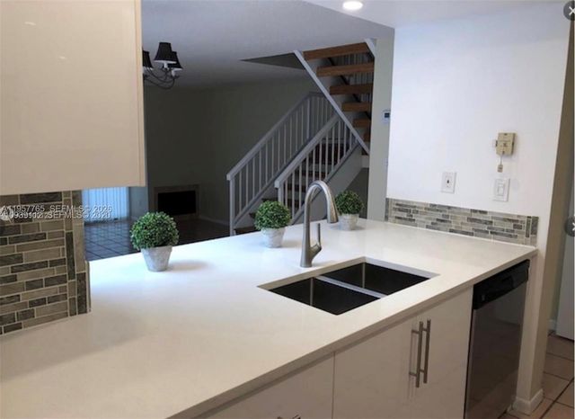 3089 NE 183rd Ln 89, Aventura, FL 33160