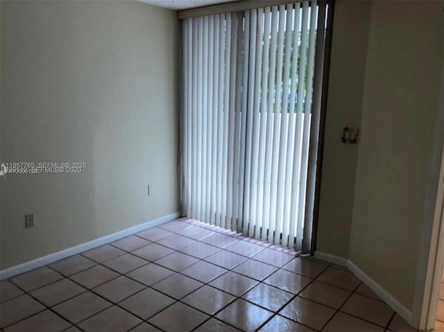 3089 NE 183rd Ln 89, Aventura, FL 33160