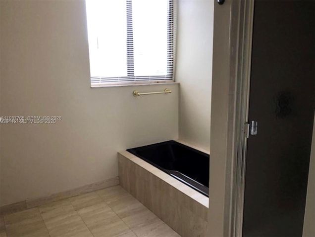 3089 NE 183rd Ln 89, Aventura, FL 33160