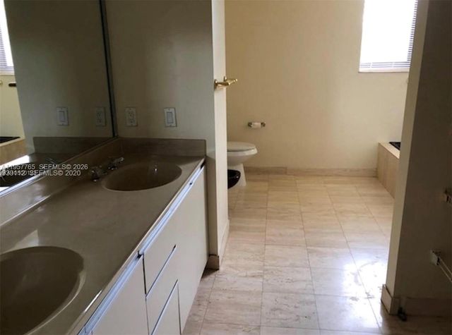 3089 NE 183rd Ln 89, Aventura, FL 33160