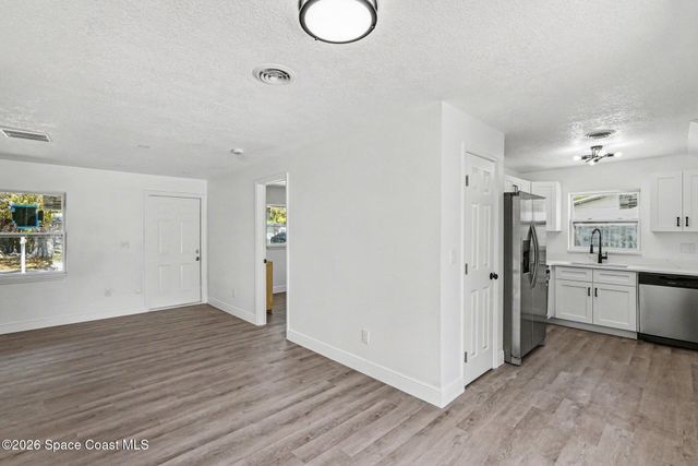 5240 Sutton Avenue, Melbourne, FL 32904