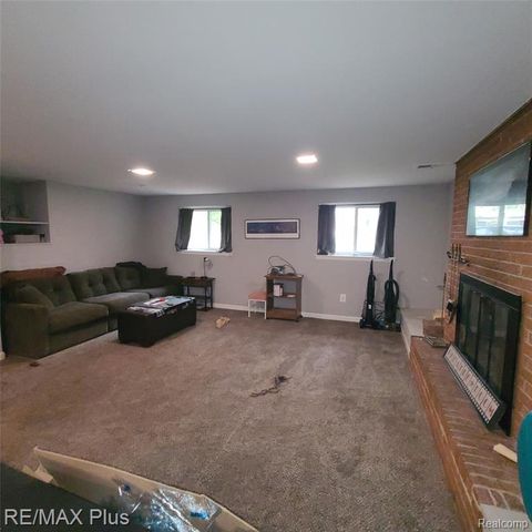 698 Shenandoah Drive, Clawson, MI 48017