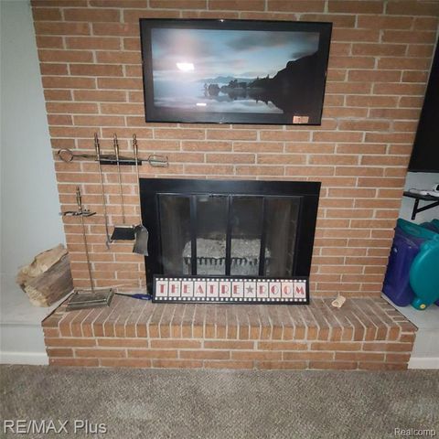 698 Shenandoah Drive, Clawson, MI 48017