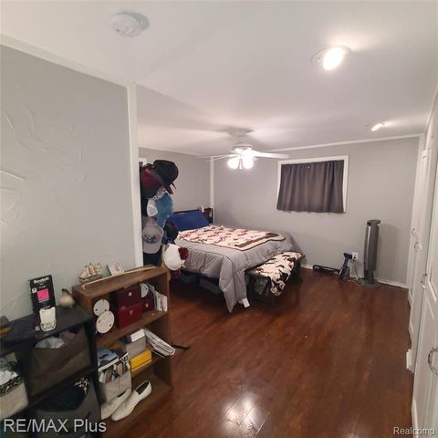 698 Shenandoah Drive, Clawson, MI 48017