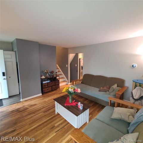 698 Shenandoah Drive, Clawson, MI 48017