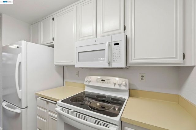 5005 Grey Feather Cir, San Jose, CA 95136