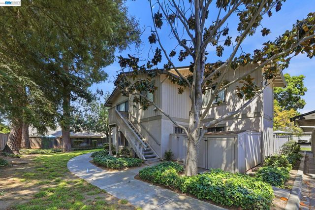 5005 Grey Feather Cir, San Jose, CA 95136