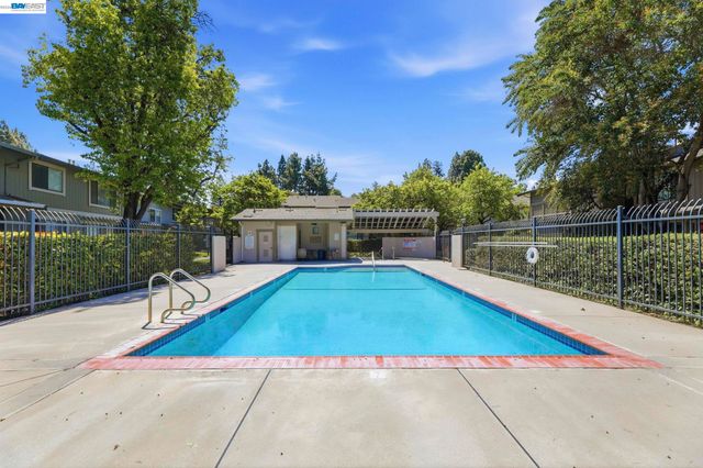5005 Grey Feather Cir, San Jose, CA 95136