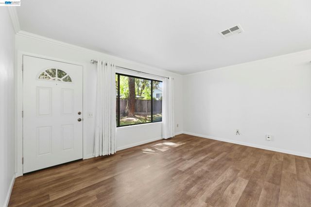 5005 Grey Feather Cir, San Jose, CA 95136