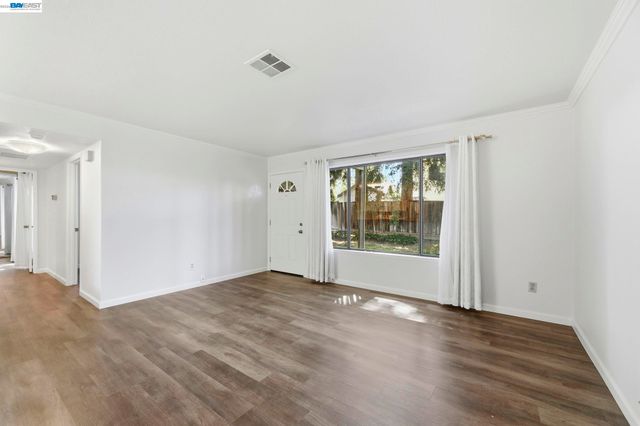 5005 Grey Feather Cir, San Jose, CA 95136