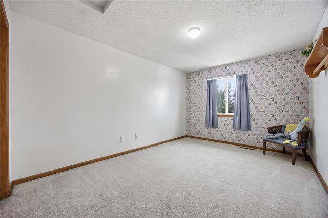 2615 Pheasant Ridge Court, Marion, IA 52302