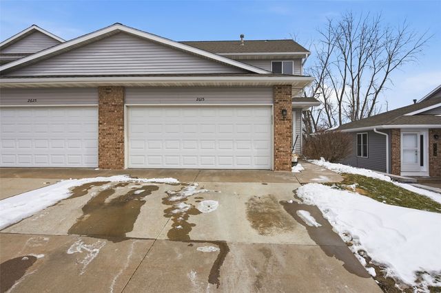 2615 Pheasant Ridge Court, Marion, IA 52302