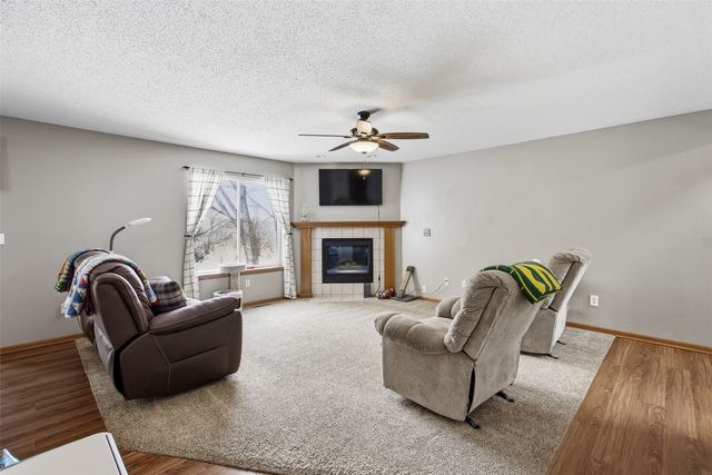 2615 Pheasant Ridge Court, Marion, IA 52302