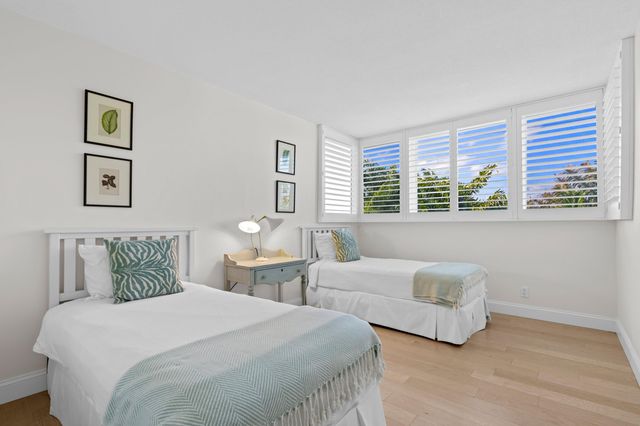 223 Atlantic Avenue 4e, Palm Beach, FL 33480