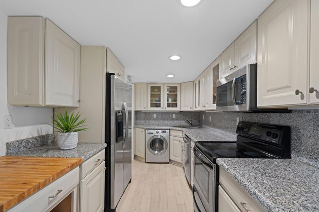 223 Atlantic Avenue 4e, Palm Beach, FL 33480