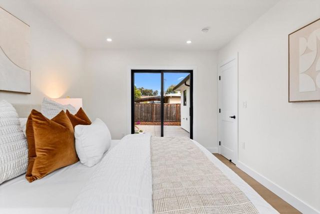 3920 Park Boulevard, Palo Alto, CA 94306