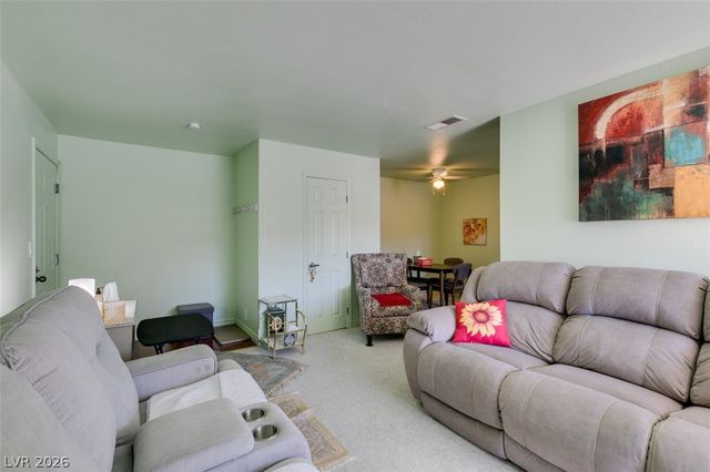 5060 Indian River Drive 372, Las Vegas, NV 89103