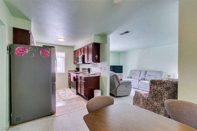 5060 Indian River Drive 372, Las Vegas, NV 89103