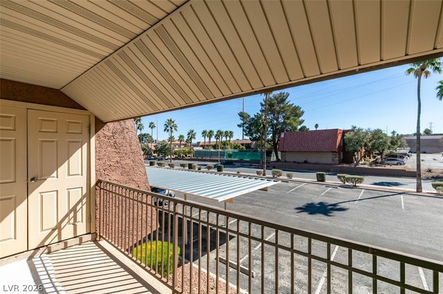 5060 Indian River Drive 372, Las Vegas, NV 89103