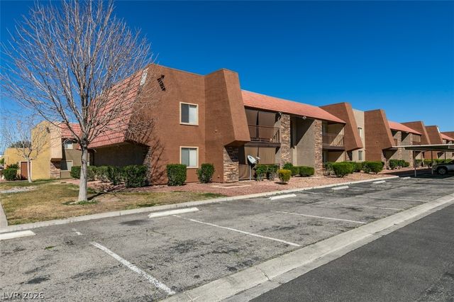 5060 Indian River Drive 372, Las Vegas, NV 89103