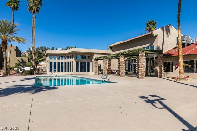 5060 Indian River Drive 372, Las Vegas, NV 89103