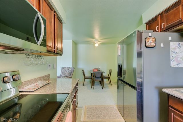 5060 Indian River Drive 372, Las Vegas, NV 89103