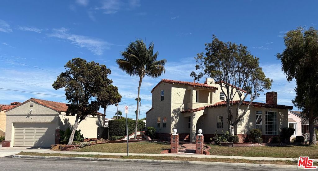 8230 Park Circle, Inglewood, CA 90305