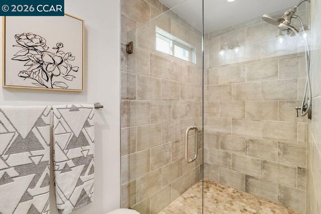 2472 Monterey Ave, Martinez, CA 94553