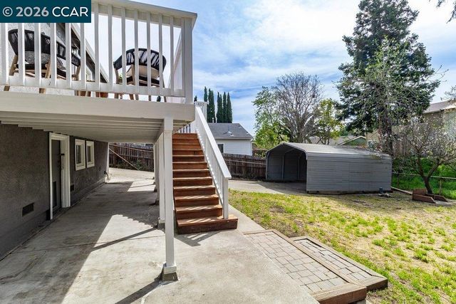 2472 Monterey Ave, Martinez, CA 94553