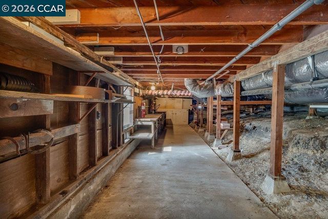 2472 Monterey Ave, Martinez, CA 94553