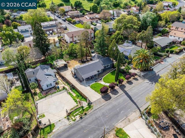 2472 Monterey Ave, Martinez, CA 94553