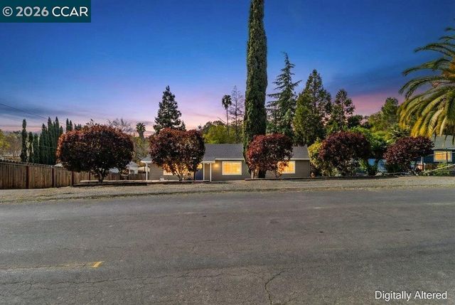 2472 Monterey Ave, Martinez, CA 94553