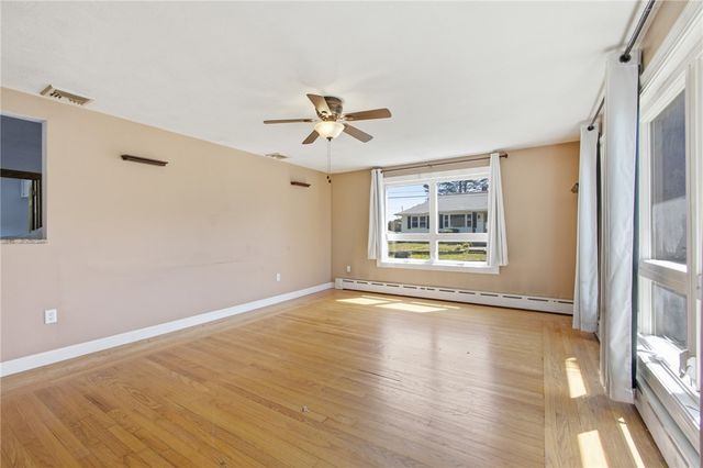 95 Uxbridge Street, Cranston, RI 02920