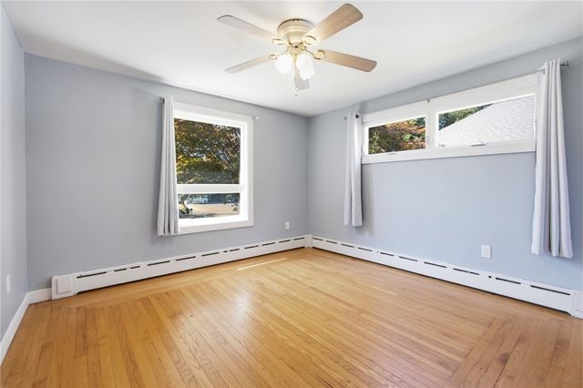 95 Uxbridge Street, Cranston, RI 02920