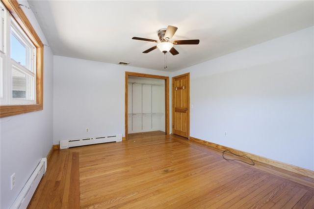 95 Uxbridge Street, Cranston, RI 02920
