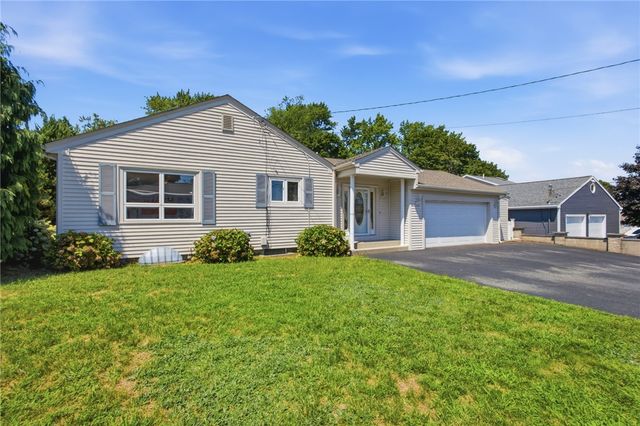 95 Uxbridge Street, Cranston, RI 02920