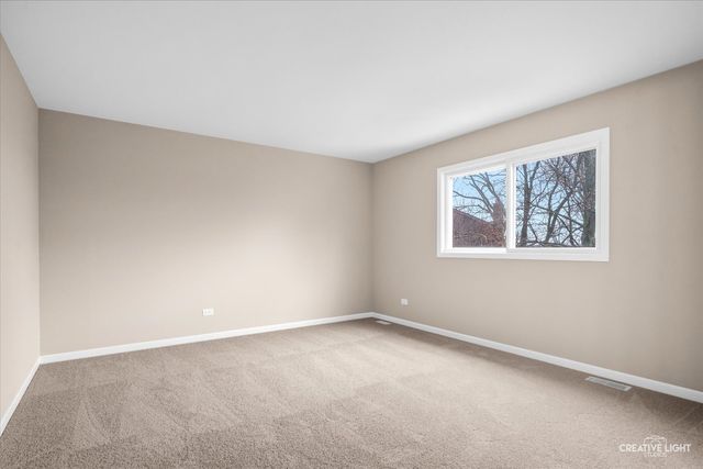 162 N Canyon Drive, Bolingbrook, IL 60490