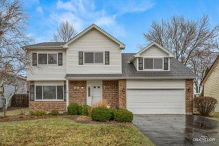 162 N Canyon Drive, Bolingbrook, IL 60490