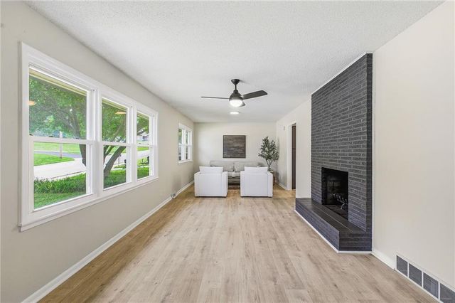 7745 Yecker Avenue, Kansas City, KS 66109