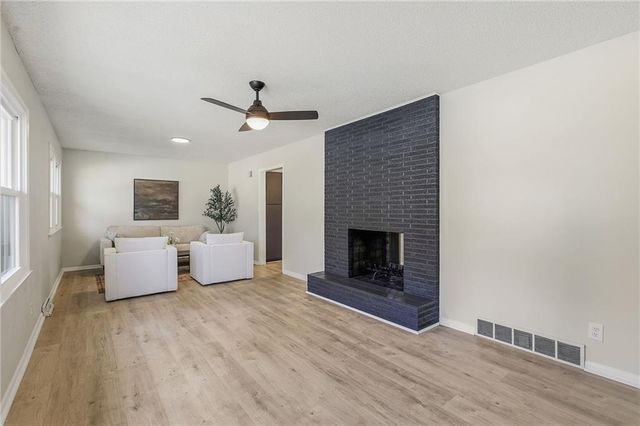 7745 Yecker Avenue, Kansas City, KS 66109
