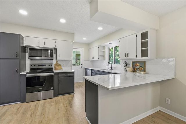 7745 Yecker Avenue, Kansas City, KS 66109