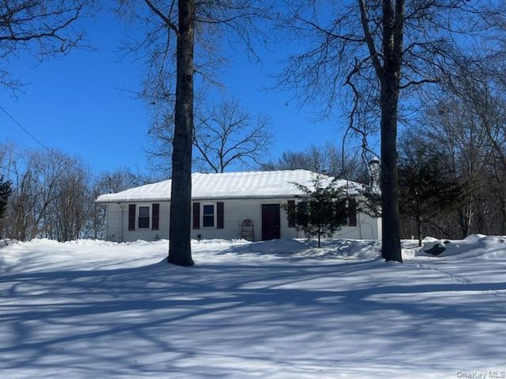 19 FENMORE FL 1, Wappingers Falls, NY 12590