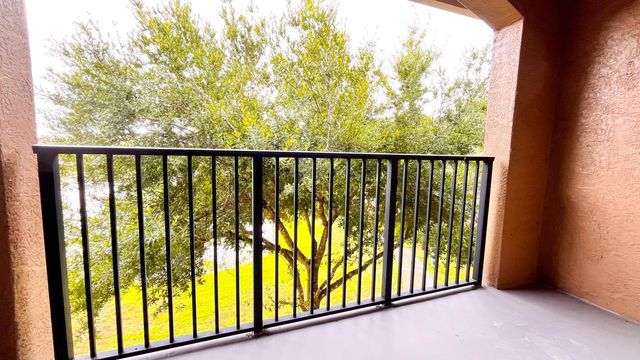 15155 Michelangelo Boulevard 304, Delray Beach, FL 33446