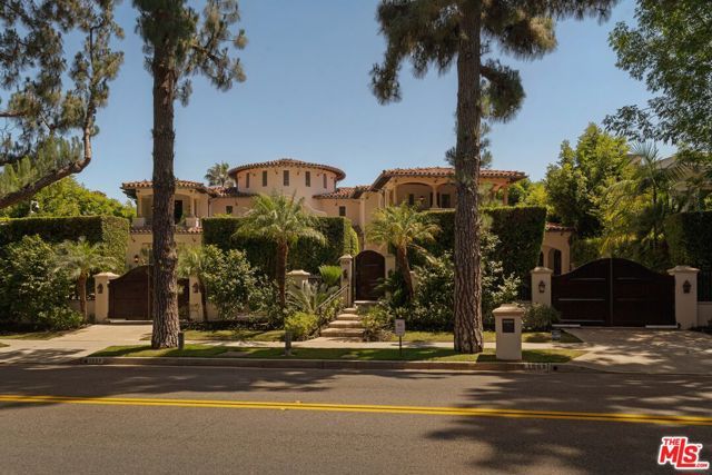 1008 Lexington Road, Beverly Hills, CA 90210